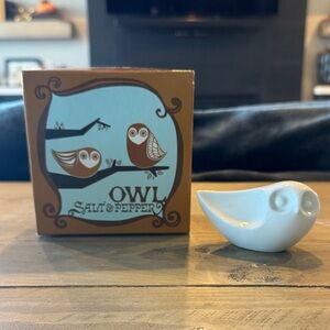 Jonathan Adler Owl Salt and Pepper Shaker (1 piece)